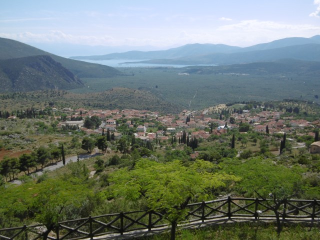 Zicht over de vallei van Delphi